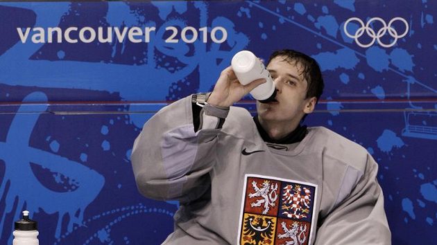 Jakub Štěpánek na střídačce během olympijských her Jakub Štěpánek na střídačce během olympijských her