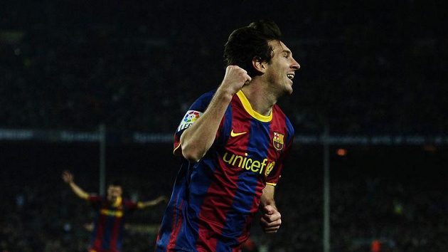 Barcelona bude mít na dresech nového sponzora. Barcelona bude mít na dresech nového sponzora.