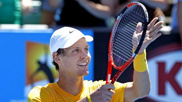 Tenista Tomáš Berdych se raduje z postupu do osmifinále Australian Open Tenista Tomáš Berdych se raduje z postupu do osmifinále Australian Open