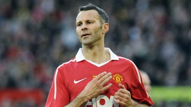 Ryan Giggs podváděl manželku osm let se svou švagrovou. Ryan Giggs podváděl manželku osm let se svou švagrovou.