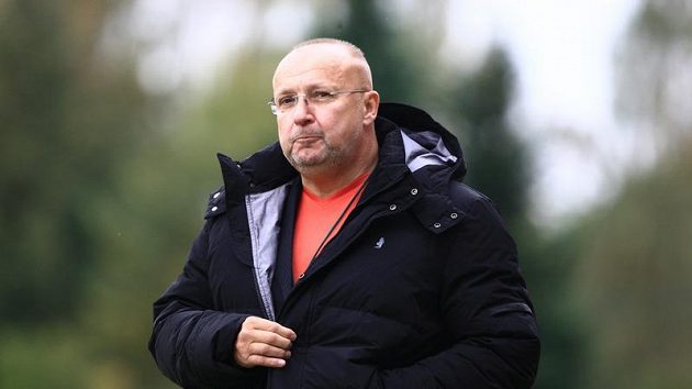 Šéf Příbrami Jaroslav Starka nebrání tomu, aby na půdě jeho klubu hrálo i Táborsko. Šéf Příbrami Jaroslav Starka nebrání tomu, aby na půdě jeho klubu hrálo i Táborsko.