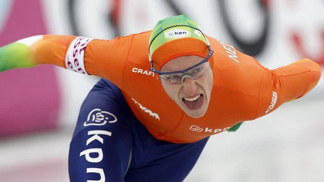 Souboj o evropského šampióna v rychlobruslařském víceboji vede v polovině nizozemský závodník Jan Blokhuijsen (na snímku). Milan Sáblík je průběžně 21. Souboj o evropského šampióna v rychlobruslařském víceboji vede v polovině nizozemský závodník Jan Blokhuijsen (na snímku). Milan Sáblík je průběžně 21.