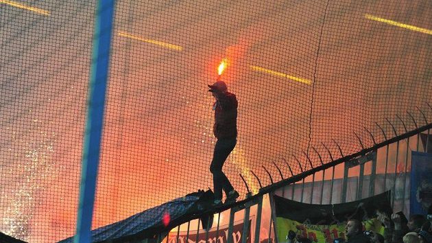 Fanoušci Spartaku Moskva při utkání Ligy mistrů na hřišti Žiliny. Fanoušci Spartaku Moskva při utkání Ligy mistrů na hřišti Žiliny.