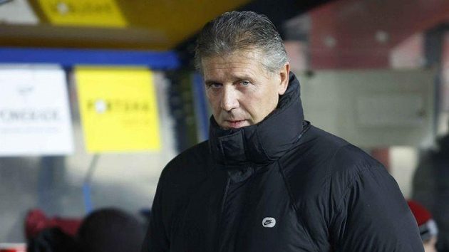 Jozef Chovanec ve Spartě skončí. Jozef Chovanec ve Spartě skončí.