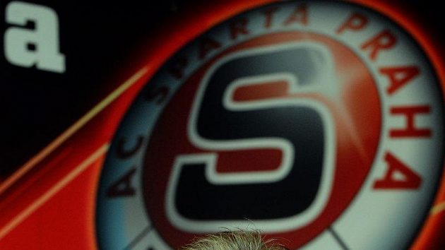 Trenér fotbalistů Sparty Jozef Chovanec Trenér fotbalistů Sparty Jozef Chovanec