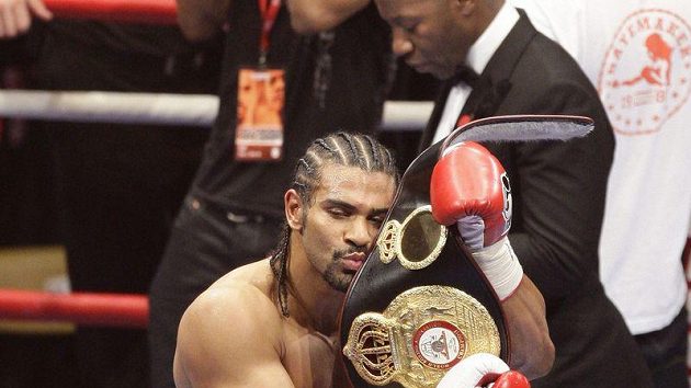 Boxer David Haye ukončil kariéru. Boxer David Haye ukončil kariéru.