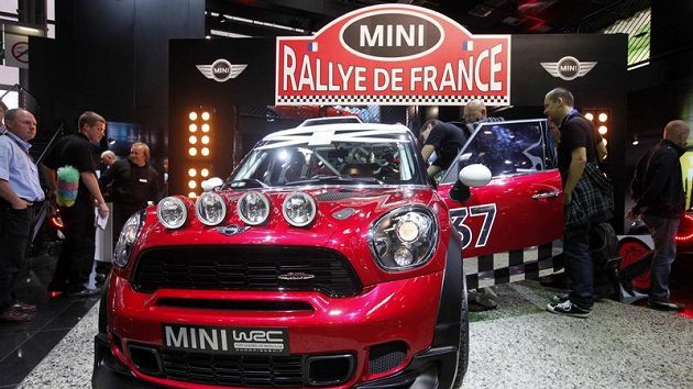 Ostře sledovaná novinka pařížského autosalónu - Mini Countryman WRC. Ostře sledovaná novinka pařížského autosalónu - Mini Countryman WRC.