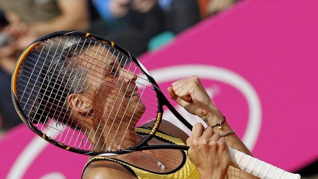 Italská tenistka Flavia Pennettaová se raduje z vítězství Italská tenistka Flavia Pennettaová se raduje z vítězství