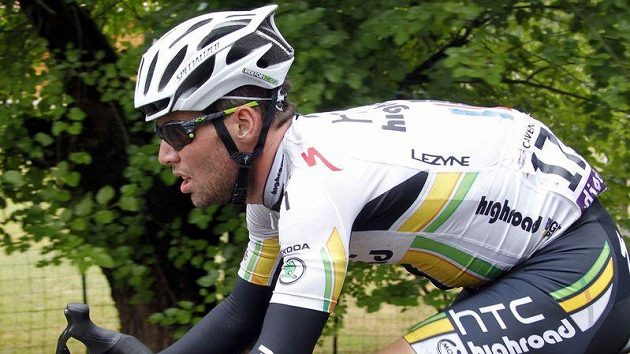 Btitského cyklistu Marka Cavendishe na Tour opakovaně obviňují, že využívá pomoci doprovodných vozů. Btitského cyklistu Marka Cavendishe na Tour opakovaně obviňují, že využívá pomoci doprovodných vozů.