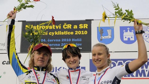 Martina Růžičková (vlevo) skončila na letošním mistrovství republiky v časovce druhá. Martina Růžičková (vlevo) skončila na letošním mistrovství republiky v časovce druhá.