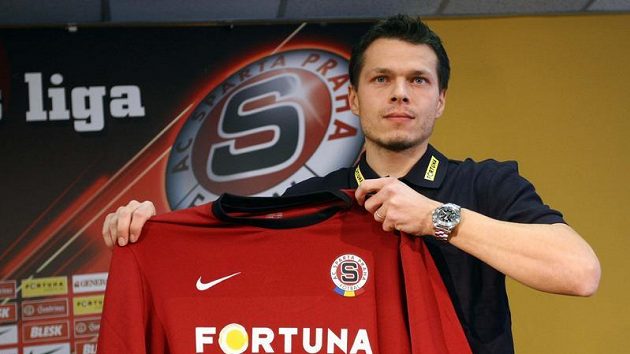 Fotbalista Libor Sionko se stal novou posilou Sparty Fotbalista Libor Sionko se stal novou posilou Sparty