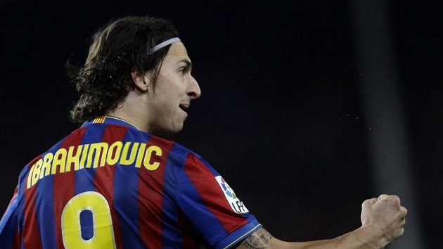 Barcelonský Zlatan Ibrahimovic se raduje z gólu, který dal Realu Madrid. Nyní je ale zraněný - ilustrační foto. Barcelonský Zlatan Ibrahimovic se raduje z gólu, který dal Realu Madrid. Nyní je ale zraněný - ilustrační foto.