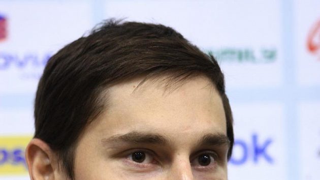 Hokejový obránce Tomáš Mojžíš Hokejový obránce Tomáš Mojžíš