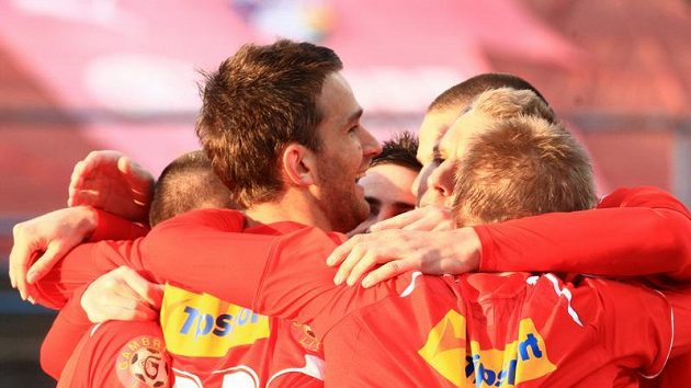Fotbalisté Plzně se mohou ve 3. předkole těšit s největší pravděpodobností na Besiktas Istanbul. Fotbalisté Plzně se mohou ve 3. předkole těšit s největší pravděpodobností na Besiktas Istanbul.