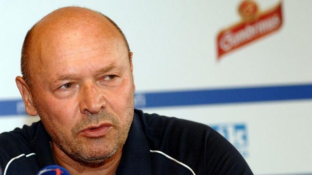 Trenér Baníku Ostrava Miroslav Koubek Trenér Baníku Ostrava Miroslav Koubek