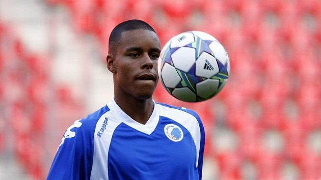 Kodaňský Mathias Jörgensen při tréninku v Edenu na odvetu s Viktorií Plzeň. Kodaňský Mathias Jörgensen při tréninku v Edenu na odvetu s Viktorií Plzeň.