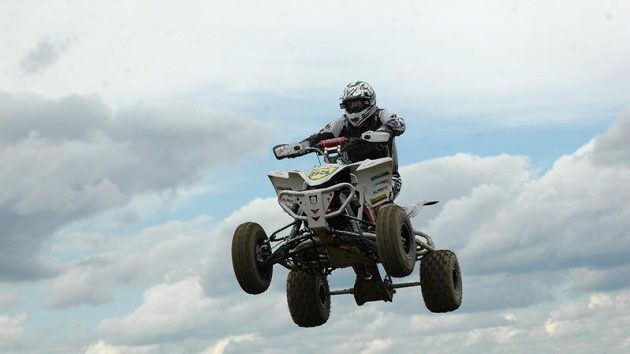 Závod MČR v quadcrossu v Jiníně. Závod MČR v quadcrossu v Jiníně.