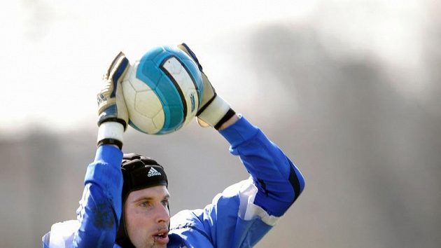 Brankář Petr Čech na tréninku Chelsea Brankář Petr Čech na tréninku Chelsea