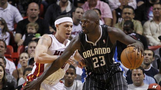 Jedním z hrdinů zápasu byl Jason Richardson, který k výhře Orlanda přispěl 24 body. Jedním z hrdinů zápasu byl Jason Richardson, který k výhře Orlanda přispěl 24 body.