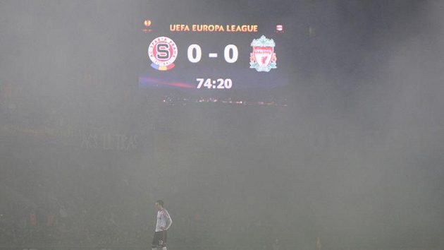 Ceny vstupenek na duel Sparty s Liverpoolem prověří ČOI. Ceny vstupenek na duel Sparty s Liverpoolem prověří ČOI.