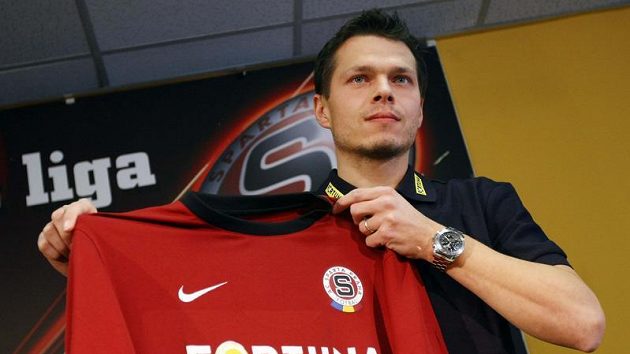 Fotbalista Libor Sionko se stal novou posilou Sparty Fotbalista Libor Sionko se stal novou posilou Sparty