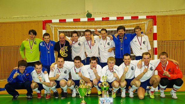 Chemcomex Praha je i vítěz posledního ročníku futsalové ligy. Chemcomex Praha je i vítěz posledního ročníku futsalové ligy.