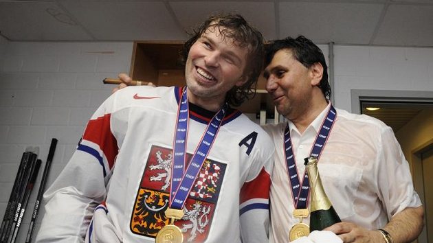 Půjde trenér Vladimír Růžička do Ruska za Jaromírem Jágrem? Půjde trenér Vladimír Růžička do Ruska za Jaromírem Jágrem?