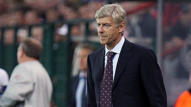 Kouč Arsene Wenger šetřil v poháru opory, Arsenal vypadl. Kouč Arsene Wenger šetřil v poháru opory, Arsenal vypadl.