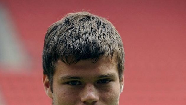 Obránce Slavie Ondřej Čelůstka Obránce Slavie Ondřej Čelůstka