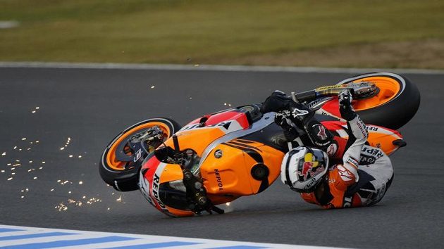 Dani Pedrosa při havárii Dani Pedrosa při havárii