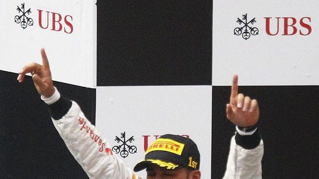Pilot McLarenu Lewis Hamilton prahne po dvou vítězstvích. Letos triumfoval jen v Číně. Pilot McLarenu Lewis Hamilton prahne po dvou vítězstvích. Letos triumfoval jen v Číně.