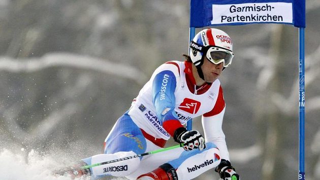 Carlo Janka při obřím slalomu v Ga-Pa. Carlo Janka při obřím slalomu v Ga-Pa.