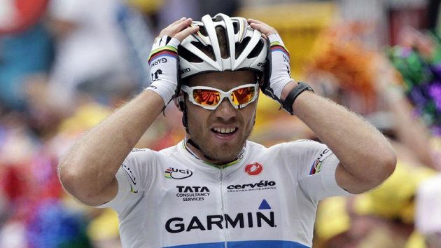 Nor Thor Hushovd se raduje z triumfu ve 13. etapě Tour de France. Nor Thor Hushovd se raduje z triumfu ve 13. etapě Tour de France.