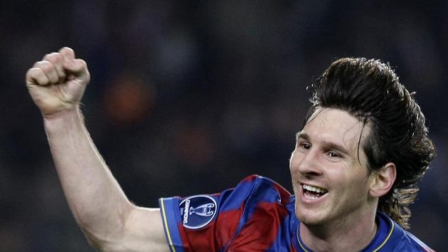 Lionel Messi v dresu Barcelony se raduje z branky. Lionel Messi v dresu Barcelony se raduje z branky.