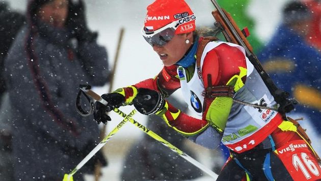 Biatlonistka Gabriela Soukalová na trati sprintu na 7,5 km ve slovinské Pokljuce. Biatlonistka Gabriela Soukalová na trati sprintu na 7,5 km ve slovinské Pokljuce.
