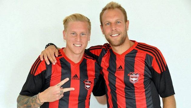 František Rajtoral (vlevo) a Daniel Kolář v dresu Gaziantepsporu. František Rajtoral (vlevo) a Daniel Kolář v dresu Gaziantepsporu.