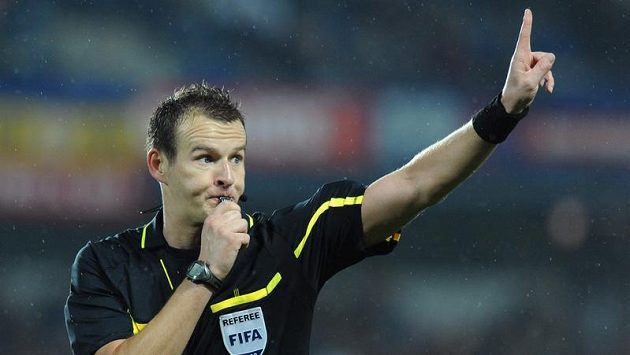 Rozhodčí Pavel Královec. Rozhodčí Pavel Královec.