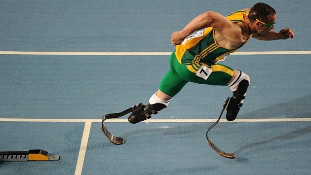 Jihoafrický tělesně postižený sportovec Oscar Pistorius. Jihoafrický tělesně postižený sportovec Oscar Pistorius.