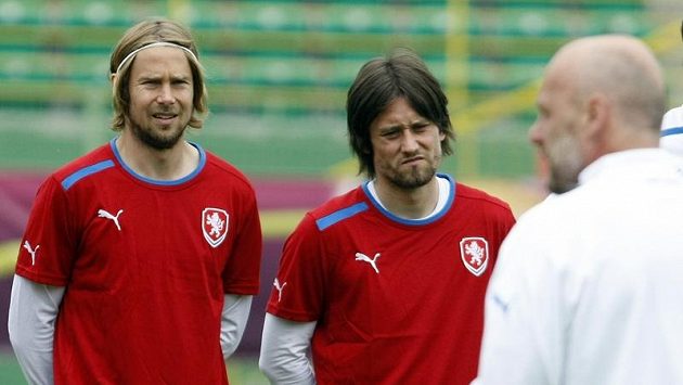 Jaroslav Plašil, Tomáš Rosický a Michal Bílek na tréninku fotbalové reprezentace. Jaroslav Plašil, Tomáš Rosický a Michal Bílek na tréninku fotbalové reprezentace.