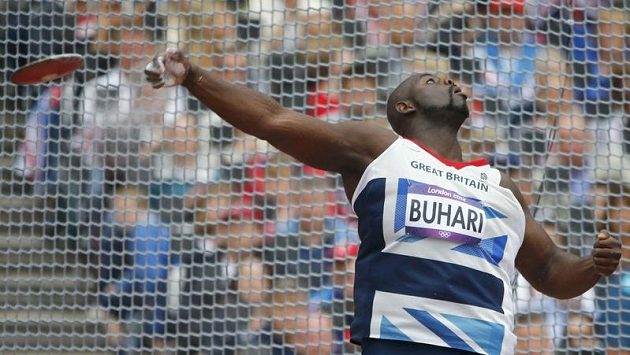 Diskař Abdul Buhari závodící pod britskou vlajkou ramadán během olympijských her nedodržuje. Diskař Abdul Buhari závodící pod britskou vlajkou ramadán během olympijských her nedodržuje.