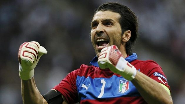 Radost italského gólmana Gianluigiho Buffona Radost italského gólmana Gianluigiho Buffona