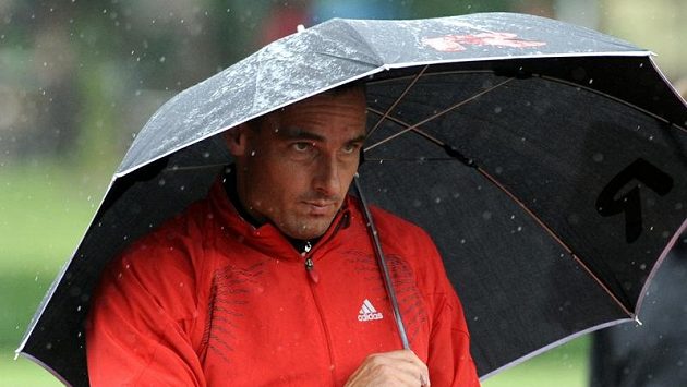 Desetibojař Roman Šebrle na atletickém mítinku IAAF ve vícebojích, který pokračoval 10. června v Kladně. Desetibojař Roman Šebrle na atletickém mítinku IAAF ve vícebojích, který pokračoval 10. června v Kladně.
