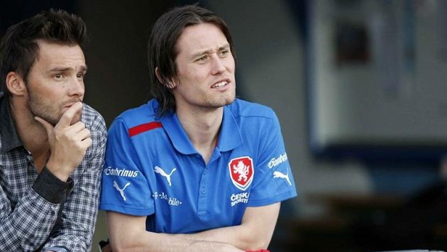 Marek Jankulovski (vlevo) by chtěl, aby při jeho exhibici hráli i současní reprezentanti v čele s Tomášem Rosickým (vpravo). Marek Jankulovski (vlevo) by chtěl, aby při jeho exhibici hráli i současní reprezentanti v čele s Tomášem Rosickým (vpravo).