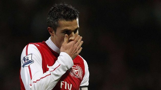 Zklamaný Robin Van Persie z Arsenalu Zklamaný Robin Van Persie z Arsenalu