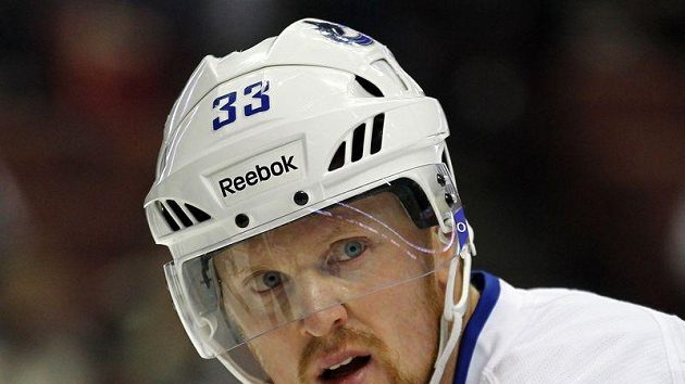 Henril Sedin je zatím nejproduktivnějším heáčem NHL. Henril Sedin je zatím nejproduktivnějším heáčem NHL.