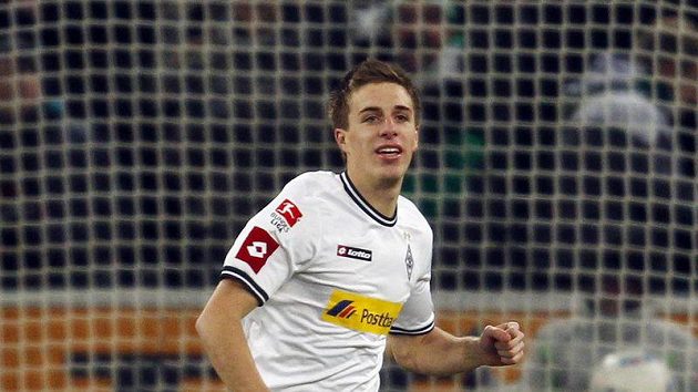 Patrick Herrmann z Mönchengladbachu se raduje z gólu, kterým rozhodl utkání s Mohučí. Patrick Herrmann z Mönchengladbachu se raduje z gólu, kterým rozhodl utkání s Mohučí.