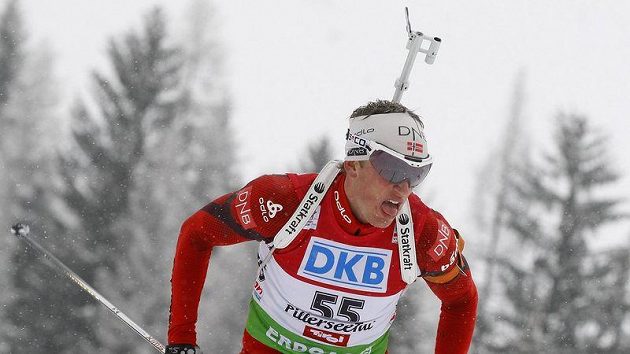 Norský biatlonista Tarjei Bö ovládl desetikilometrový sprint v hochfilzenu. Norský biatlonista Tarjei Bö ovládl desetikilometrový sprint v hochfilzenu.