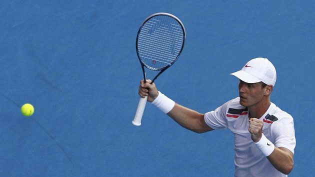 Tomáš Berdych se raduje z postupu přes Španěla Almagra do čtvrtfinále Australian Open. Tomáš Berdych se raduje z postupu přes Španěla Almagra do čtvrtfinále Australian Open.