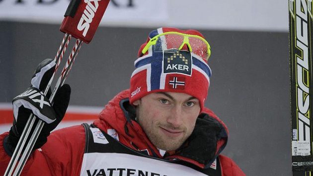 Nor Petter Northug si upevnil vedení v Tour de Ski. Nor Petter Northug si upevnil vedení v Tour de Ski.