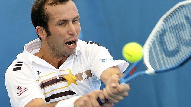 Radek Štěpánek v duelu s Jarkko Nieminenem. Radek Štěpánek v duelu s Jarkko Nieminenem.